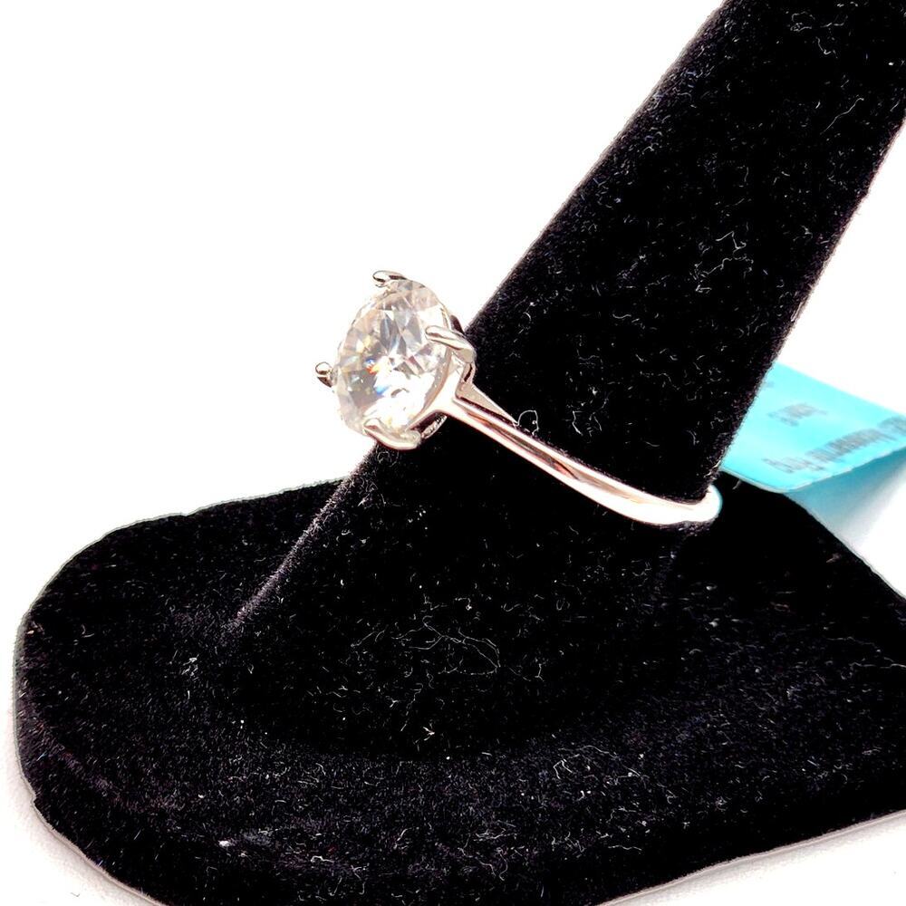 925 Sterling Silver Moissanite 2.38 CTW VVSD Color Size 6 - Picture 5 of 10